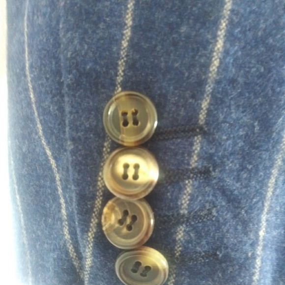 Hugo Boss Blue Pin-Striped Men's Wool Suit - Picture 2 of 8